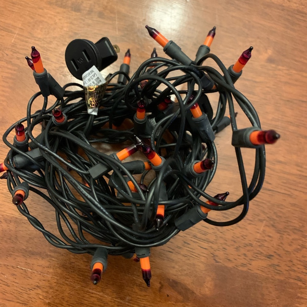 Halloween orange and purple tip string lights
